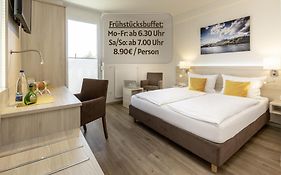 Hotel Am Wiesenweg L 24H Check-In