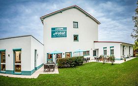 Hotel Am Wiesenweg L 24H Check-In